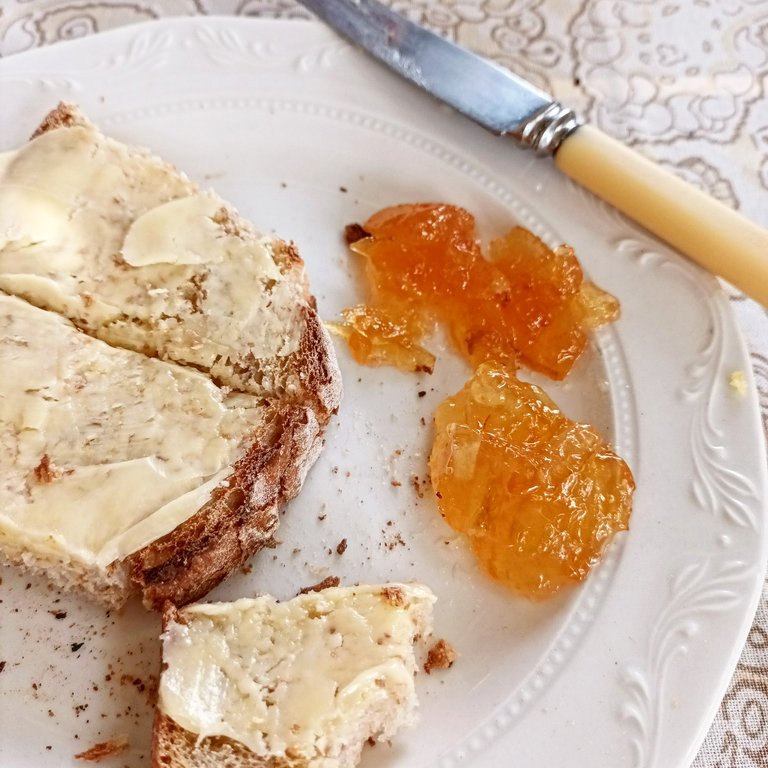 two marmalades and toast