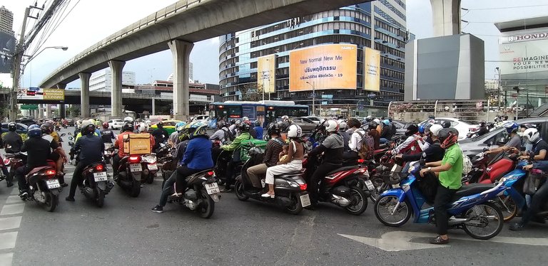 Bajemkik%20and%20Lumpini%20Park%20-%20S9%20-%20May%202020%20511.jpg