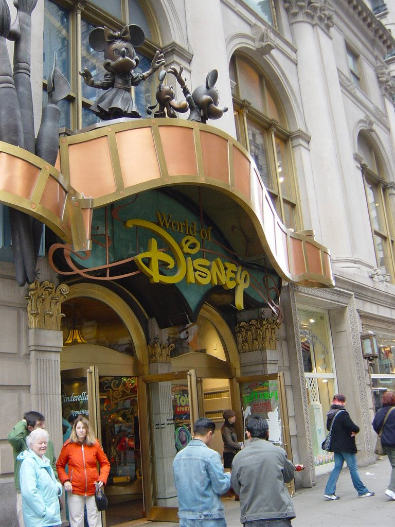 101_disney_store.jpg