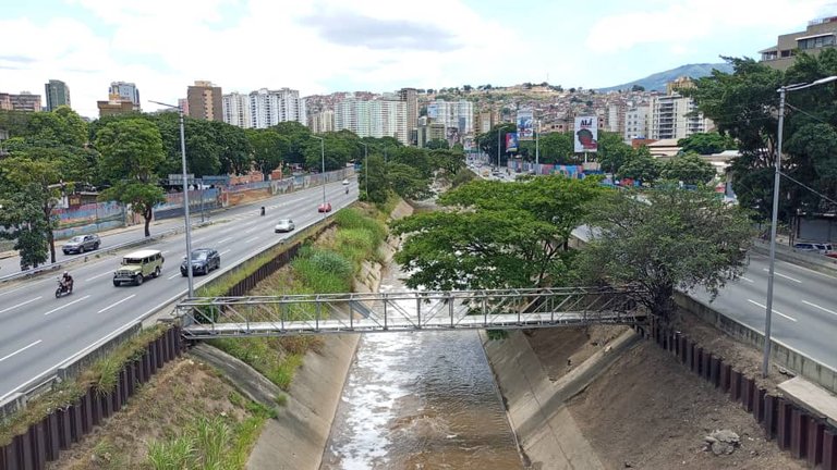 📸 PhotoFeed Contest - Landscape Photography #133: Caracas-West.