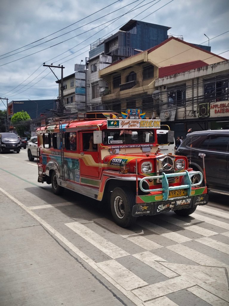 Friendlymoose Photo Contest : The Jeepney of The Philippines