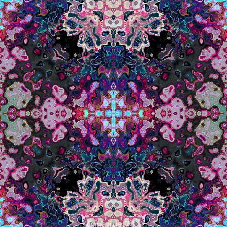 imgonline_com_ua_kaleidoscope_gvupm5bncgxsii4.jpg