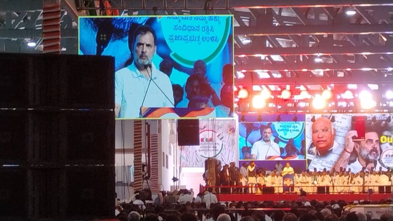 Rahul Gandhi addressing gathering at Freedom Park Auditorium. My Own Picture Capture!!