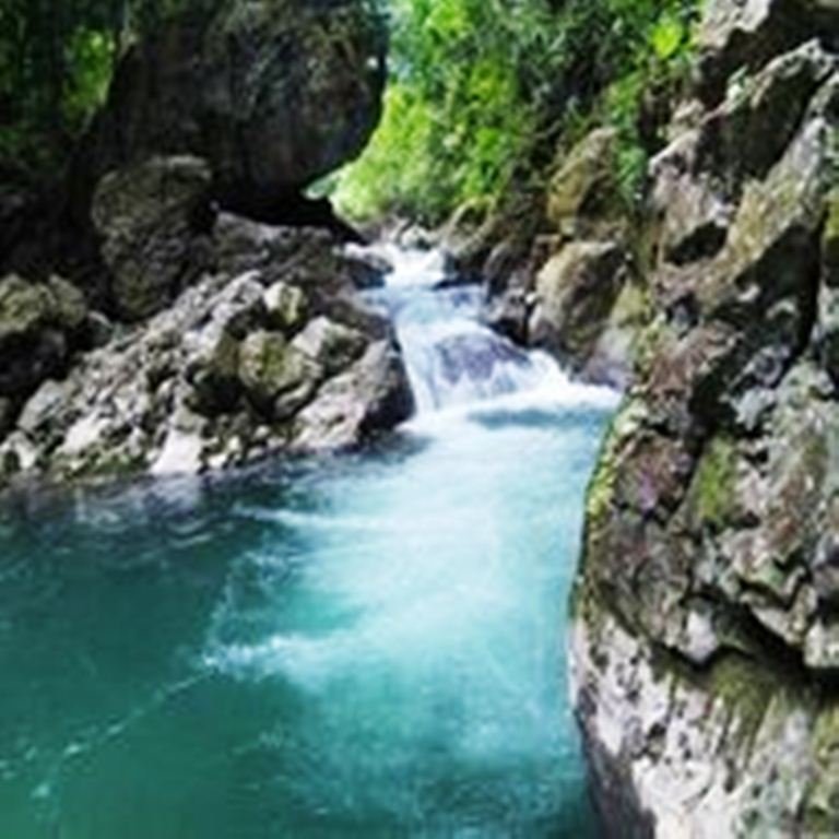 cascada puertas de miraflores.jpg