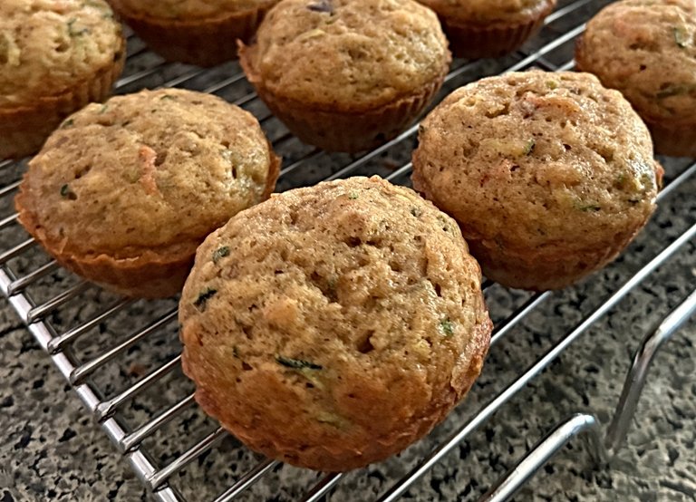 foodiesbeehive-zucchini-bread-3.jpg