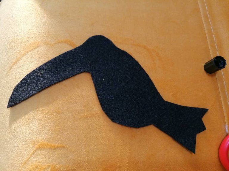 diy-toucan3-felt (14).jpeg