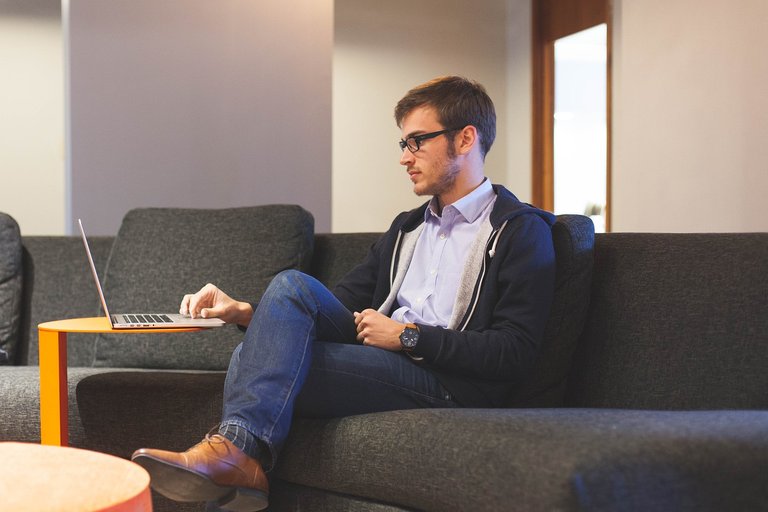 Freelancing And It Challenges Involve To Sustain