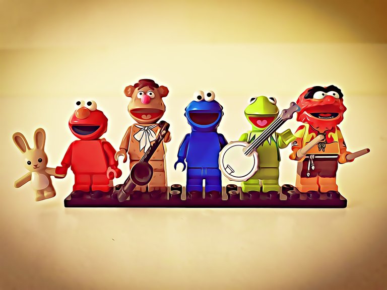 IMG_2022_103337_Muppets_digital_effect_art.jpg