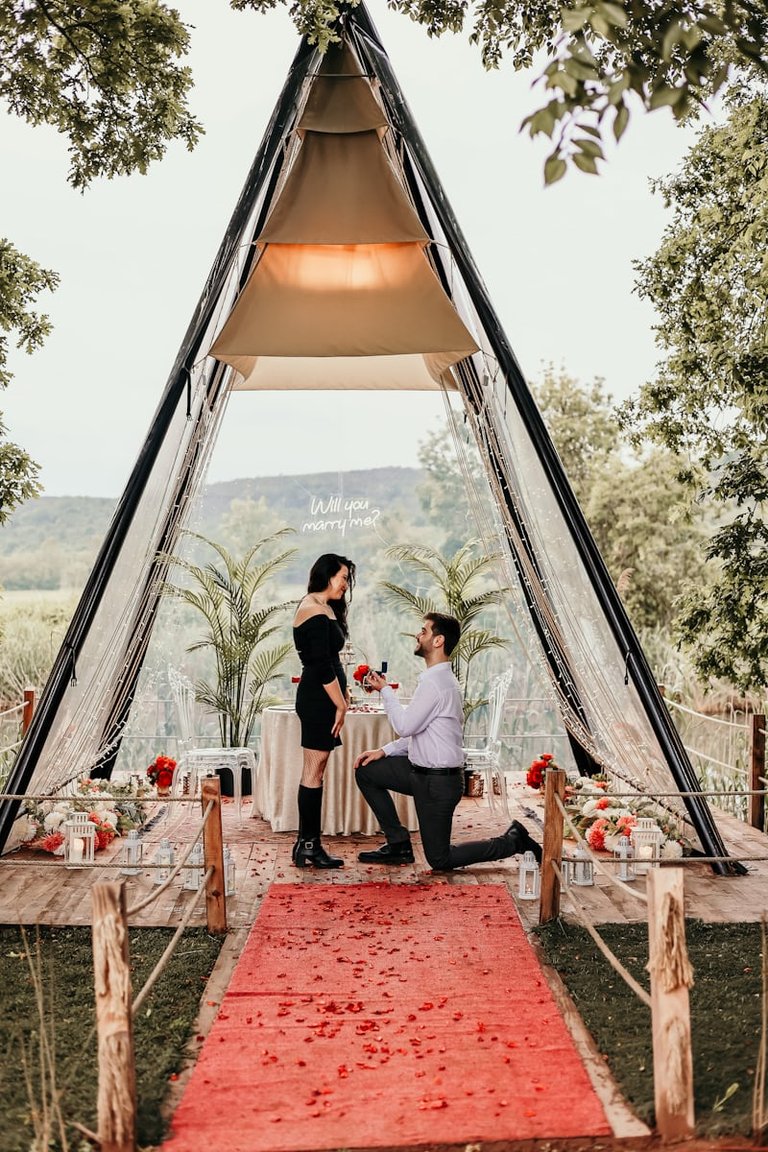 What kind of wedding do I like?