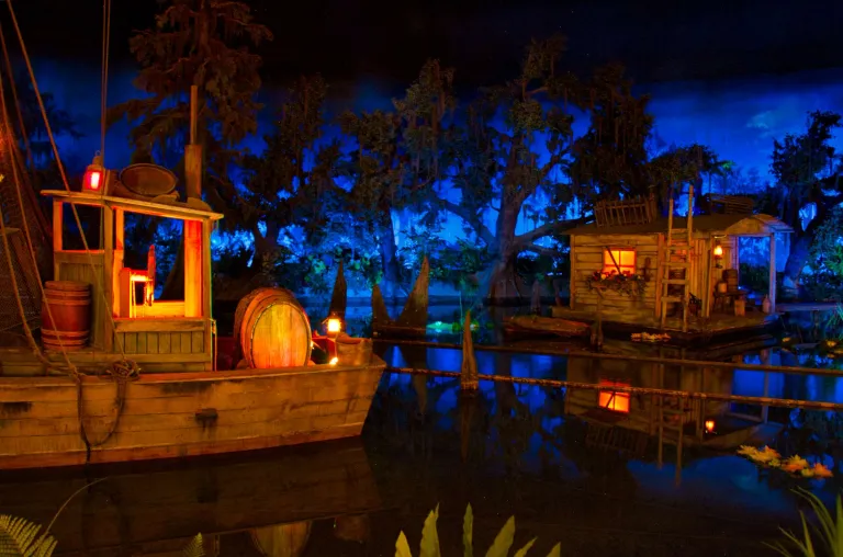 Pirates-of-the-Caribbean-Blue-Bayou-Disneyland.webp