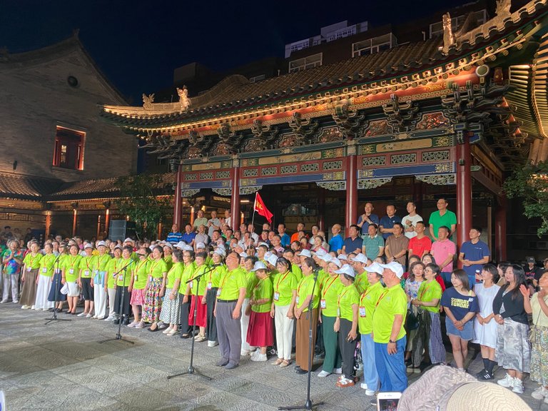 重庆歌团.jpg