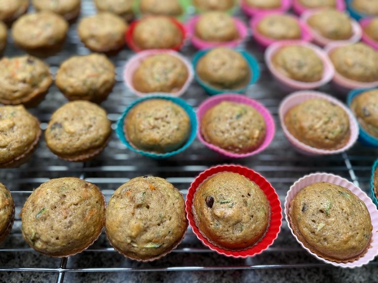 foodiesbeehive-zucchini-bread-muffins.jpg