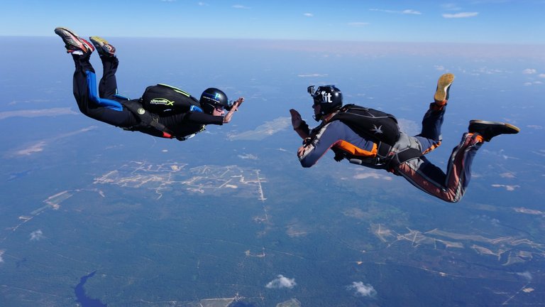 learning-to-skydive-at-Skydive-Paraclete-XP.jpg