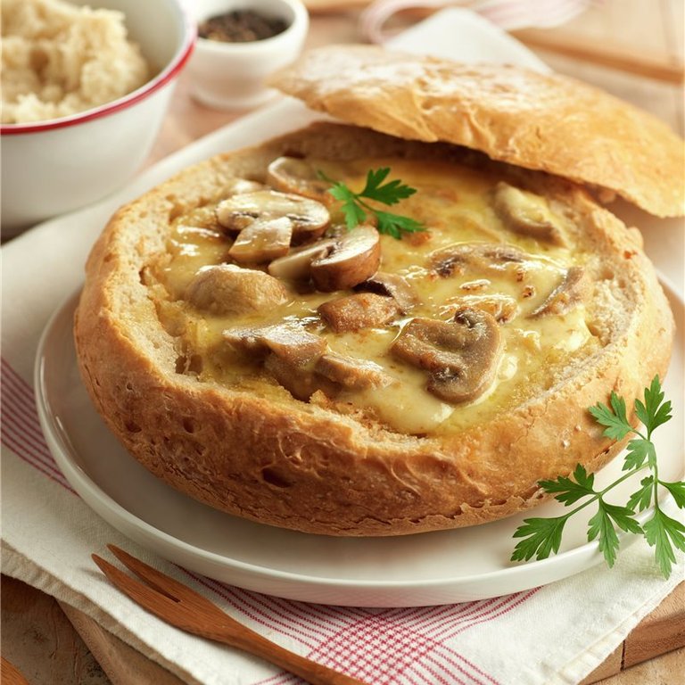 paso-a-paso-para-realizar-pan-casero-con-queso-y-champinones-resultado-final_752ed91d_800x800.jpg