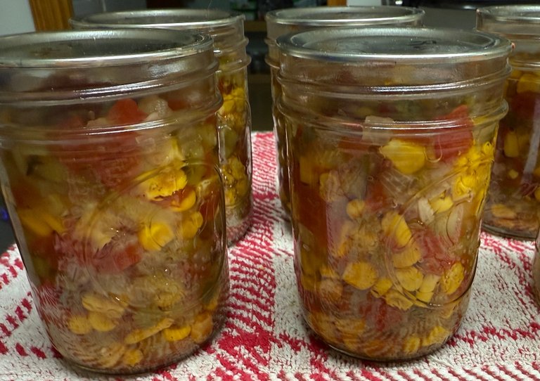 foodiesbeehive-peach-salsa-2.jpg
