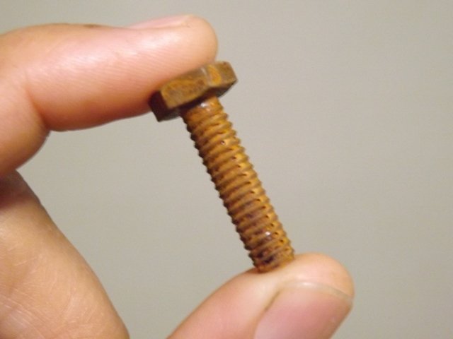 tornillo.jpg