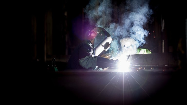 welding-1838986_960_720.jpg