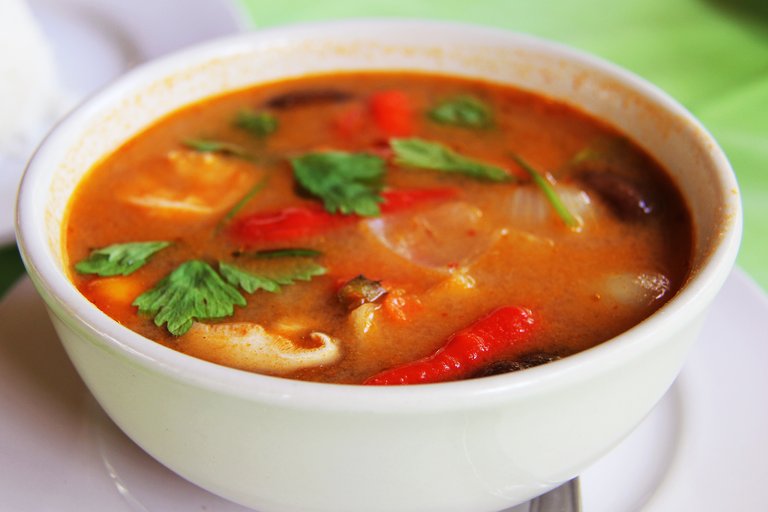 seafood tom yum