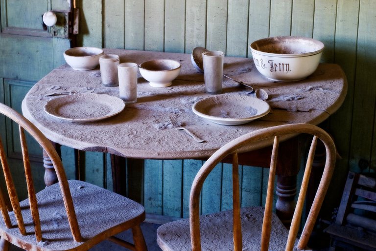 a kitchen in bodie