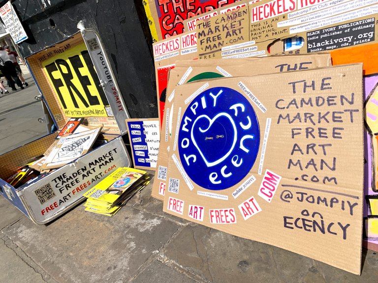 Ecency was the only one of my new crypto-social artworks to be taken today.