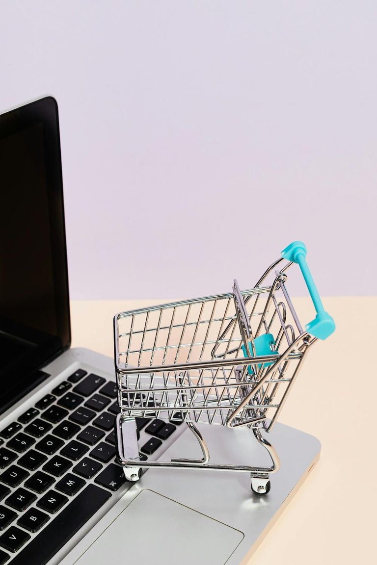 My online shopping experience: convenient but not so convenient 