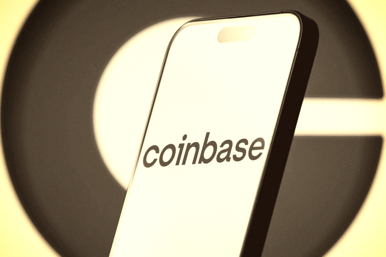 Retail waking up? Coinbase rockets to rank 137 in App Store