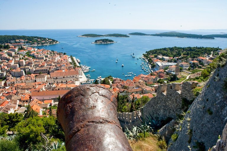 Hvar Tourist