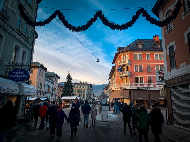 I then continued along the main street with its shops and hotels...