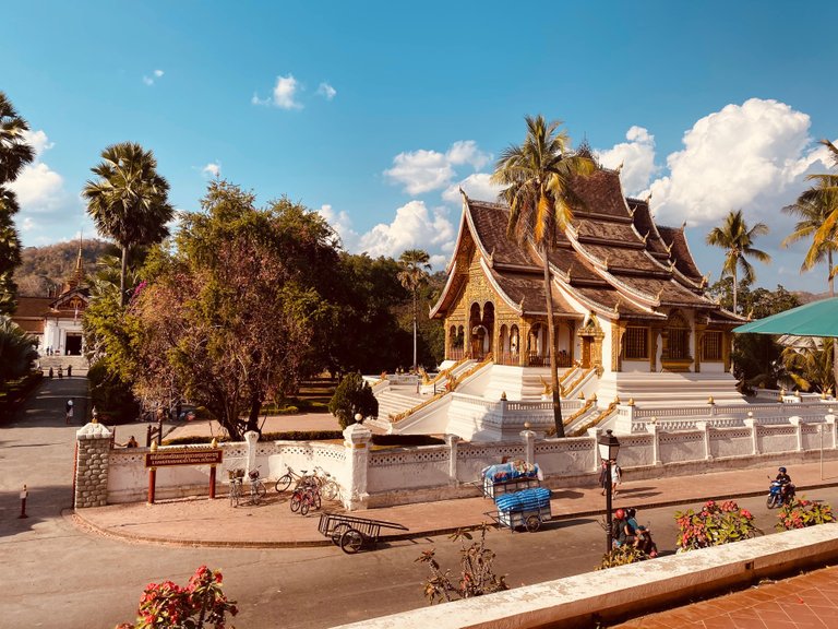 LUANG PRABANG - Amazing Views from MT. PHOUSI