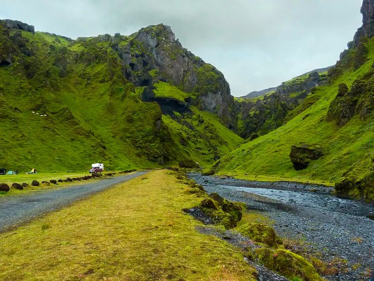 Photo taken at the Thakgil campsite in August 2019.