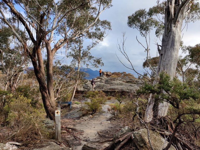 Pulpit Rock: Blue Mountains, AUSTRALIA.jpg