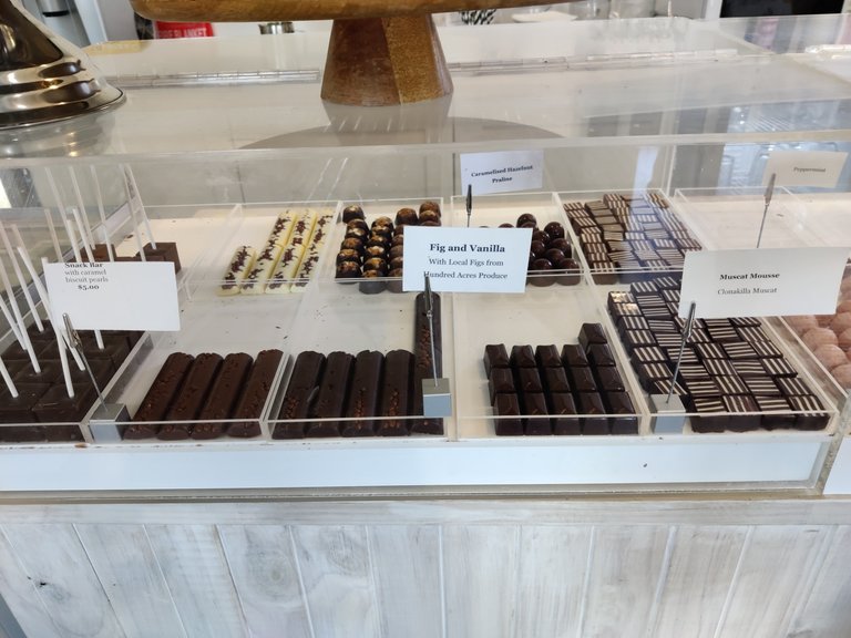 Robyn Rowe Chocolates: Murrumbateman, AUSTRALIA.jpg