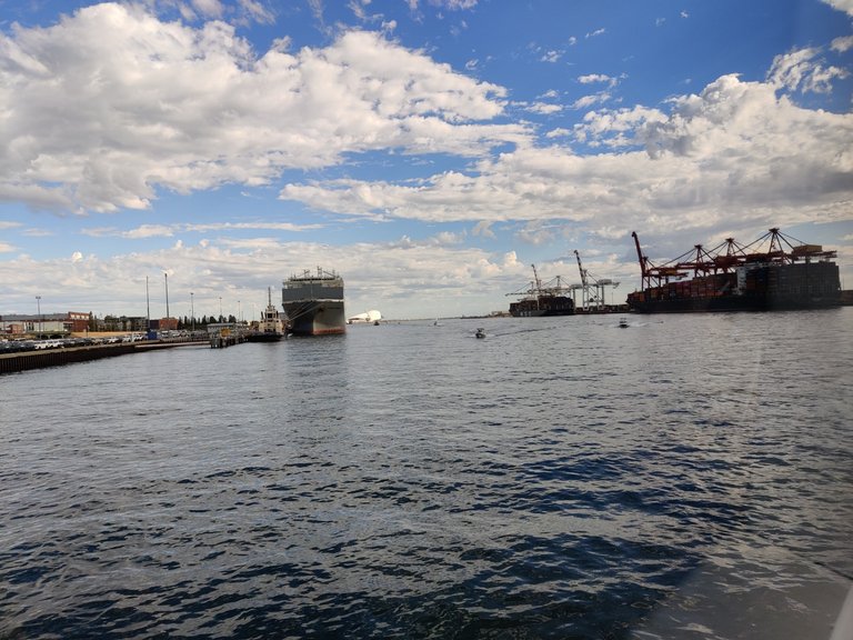 Swan River Cruise: Perth, AUSTRALIA.jpg