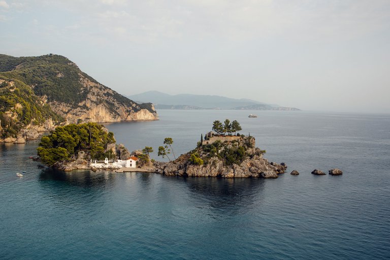 Panagia island, Parga