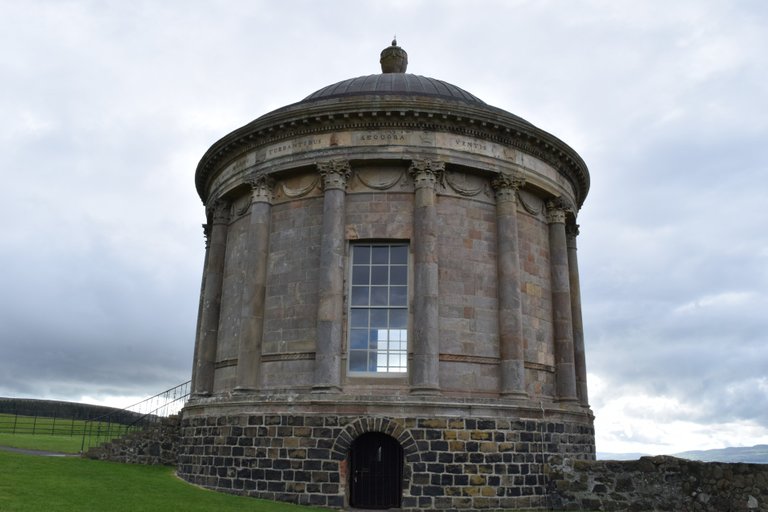 Mussenden Temple!