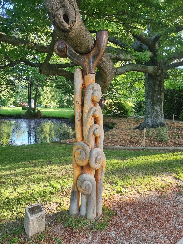 The last cool thing I want to show you from these gardens is this. *This* is designed to hold up a tree branch. I’ve seen them in Brisbane, where we live, near some of the gigantic trees with low-hanging branches but never one that was genuinely beautiful. I think they’re designed to keep the branch high enough that it deters humans from climbing them and either hurting the tree or themselves. I love that someone actually thought to make this ”branch stand” beautiful and not just functional.