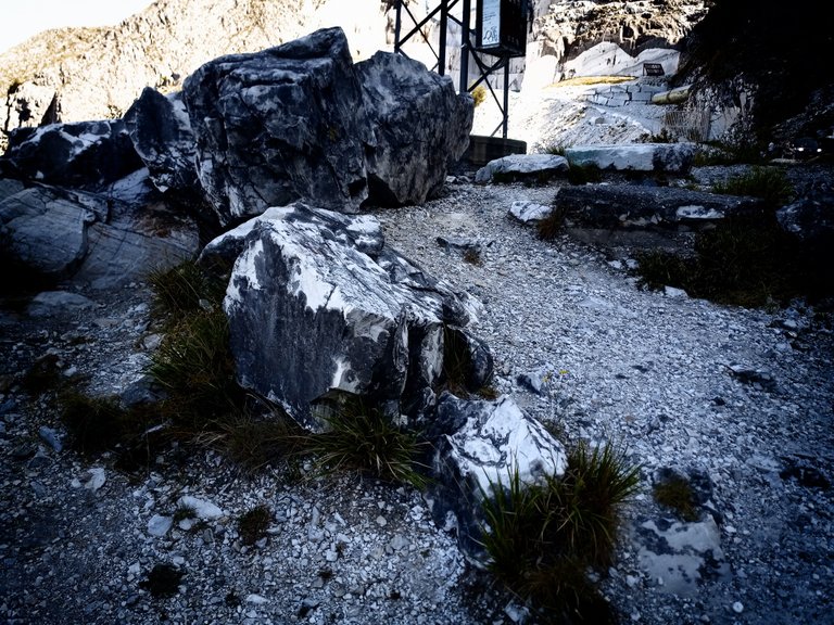 At the Passo del Vestito, near the Quarries