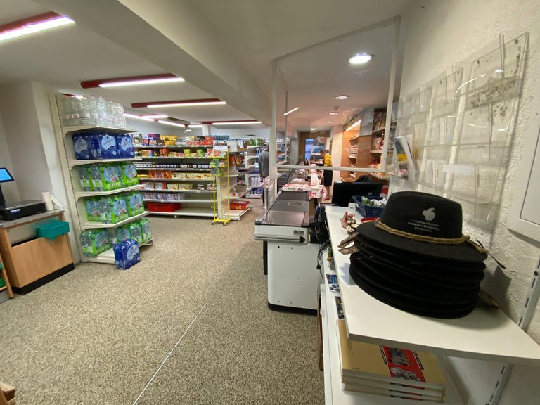 Mini market on site