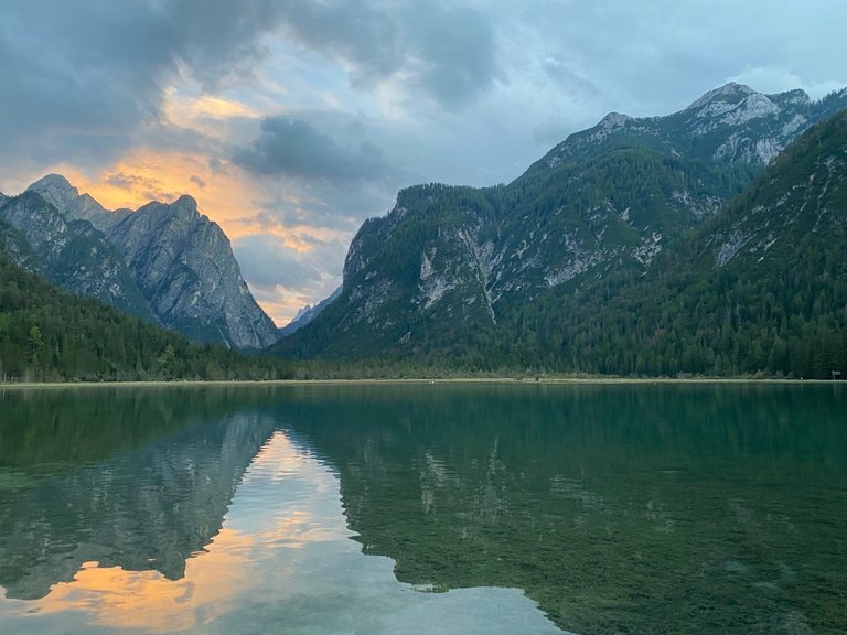 And back, just in time to catch the sunset over the Toblacher See