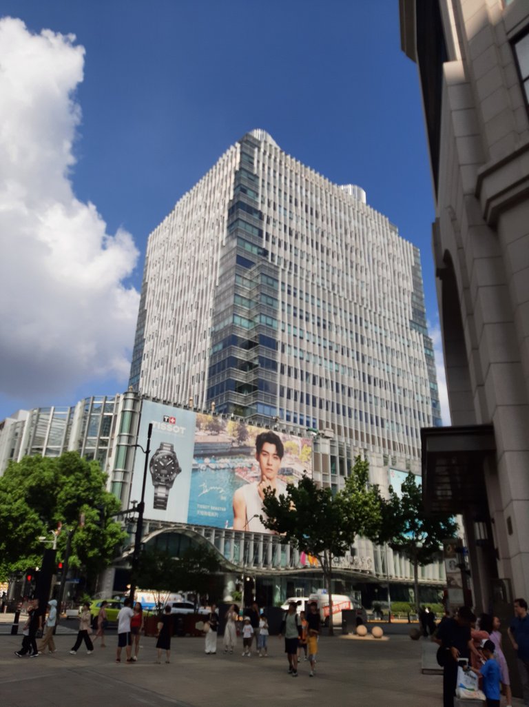 Shopping Area Near The Bund #3