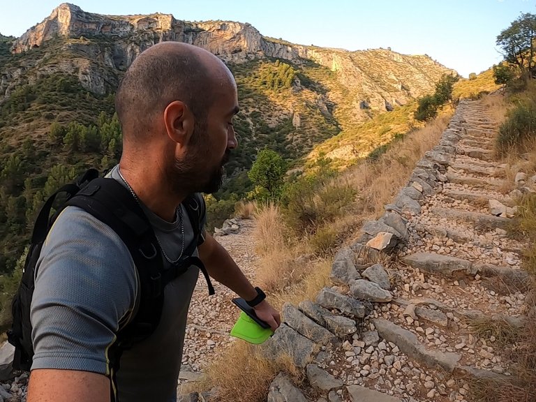 Hurry up Dresden, sun is catching you and yet plenty of carved steps and steep slopes to complete this route!