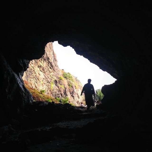 Sanghyang Sirah Cave 