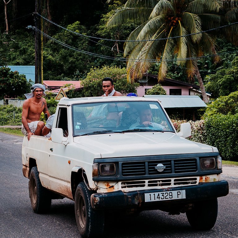 huahine-society-islands-french-polynesia-france-gastontrussi_170620_EM1MKII_33277.jpg