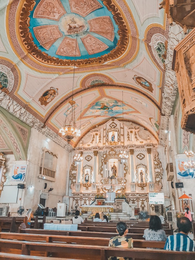 shot with Samsung Galaxy Note 9 (Inside San Guillermo de Aquitania Parish Church) photography by me