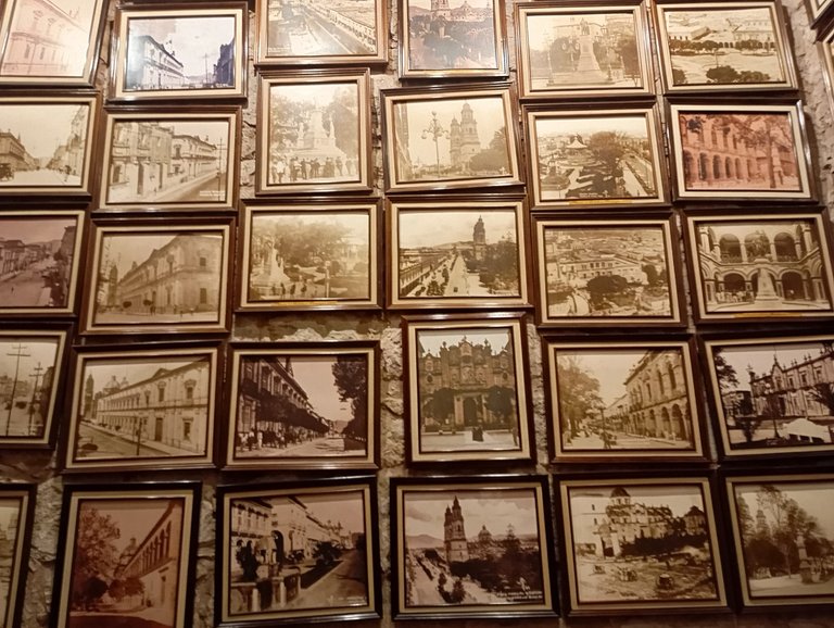 Colección de imagenes hitóricas del museo