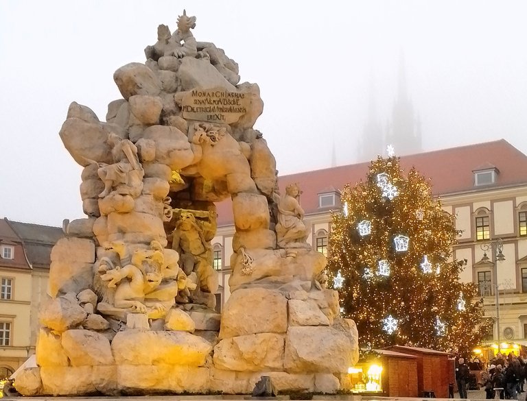 The Vegetables market (Zelný trh) is a historic squre with medieval houses and palaces. Normally are there sold vegetables and fruits of local producers, in Advent time are they replaced by hot drinks, regional food and crafts.