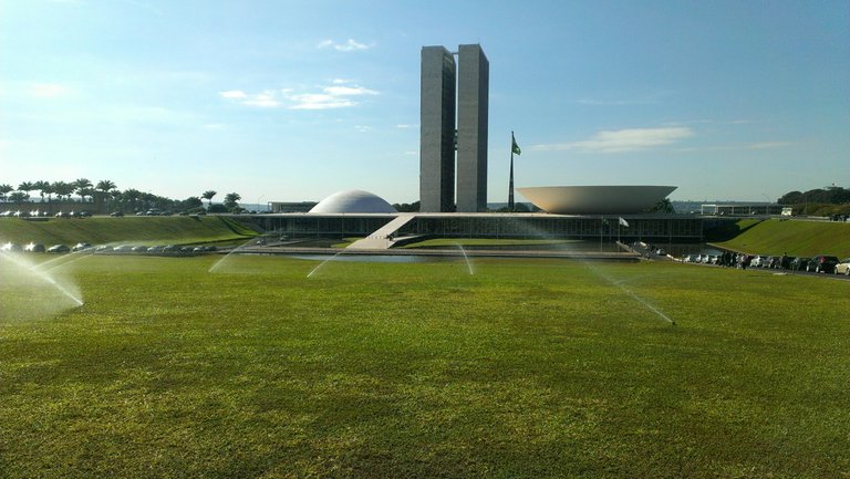 Side view of the square of the three powers