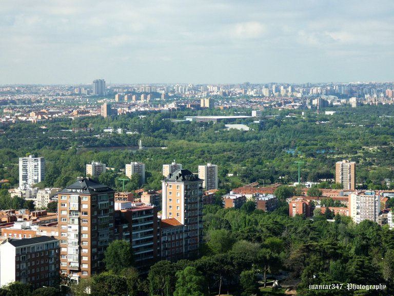 Panoramic view of the Casa de Campo and the banks of the Manzanares