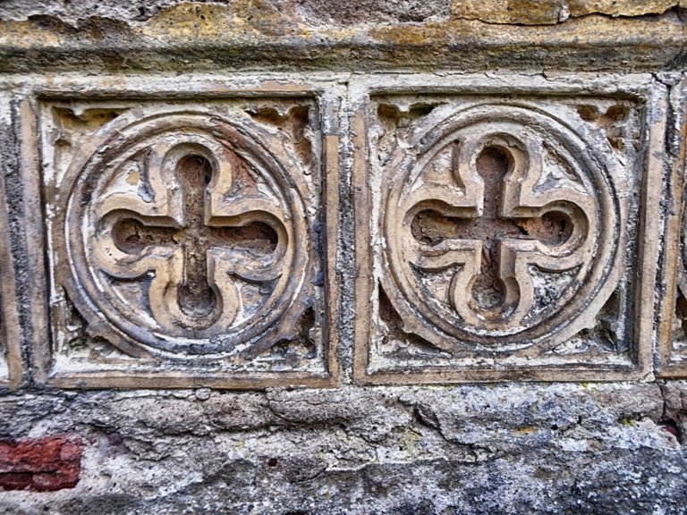 Crosses of the crusaders