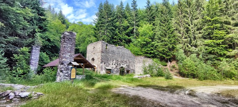 The remains of the mine with copper as gold